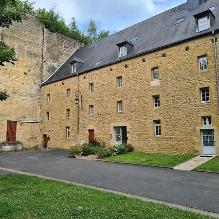Aux Remparts Du Chateau Sedan Exteriér fotografie